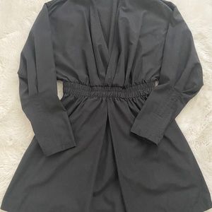 Black long sleeve dress